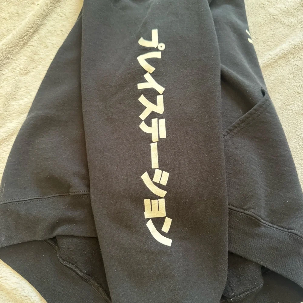 PlayStation‎ Hoodie Japan 1994 Logo Black Pullover Gamer Sweatshirt Men’s M